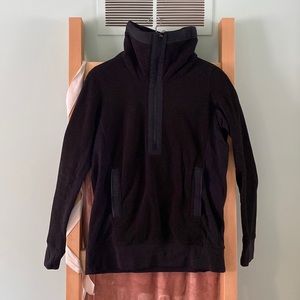 Lululemon post chatarunga pullover